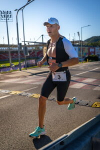 TN triatlón 2025 titulka