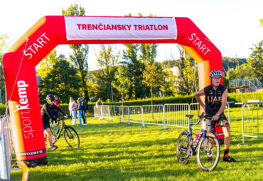 TN triatlón 2025 titulka